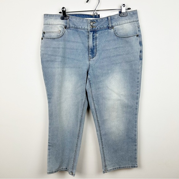 Cato Skinny Crop Midrise Light Wash 12 NWT - Picture 1 of 10